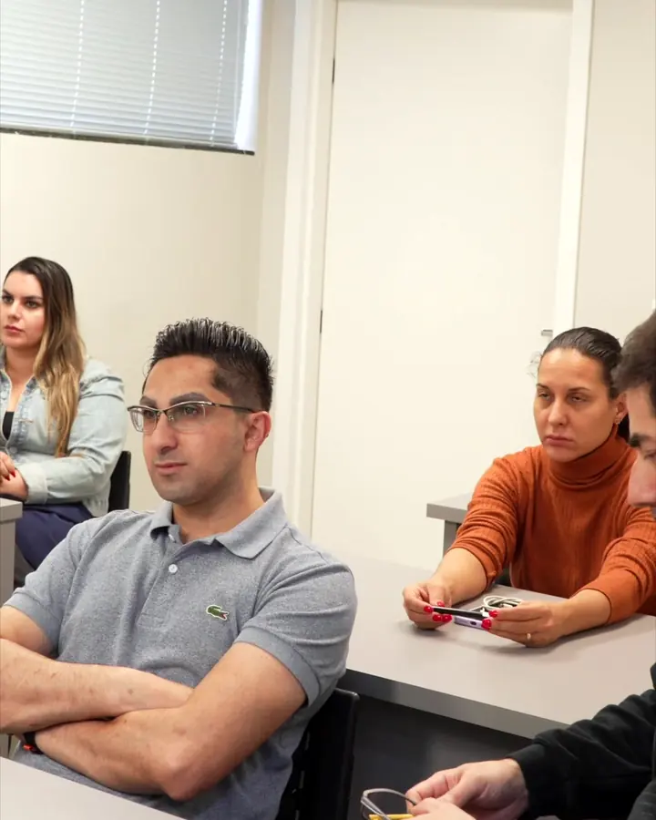Grupo de la especialización en el aula